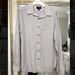 American Eagle long sleeve button down shirt men’s slim fit
